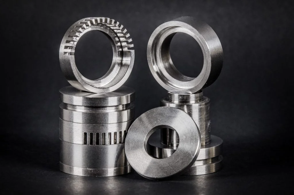 Металічныя механічныя дэталі.